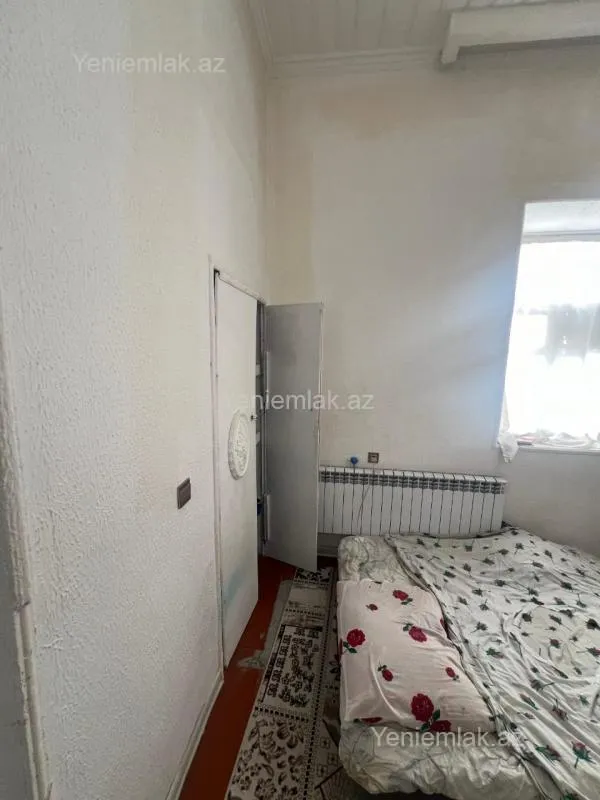 Satılır 2 otaqlı köhnə tikili 45 m²