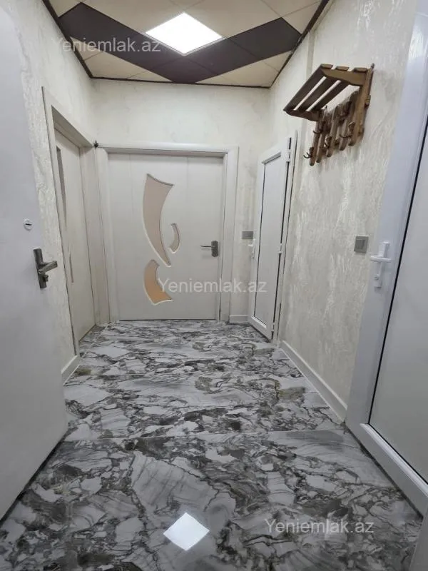 Satılır 3 otaqlı köhnə tikili 65 m²