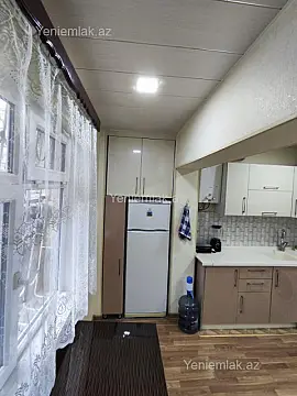Satılır 3 otaqlı köhnə tikili 85 m²