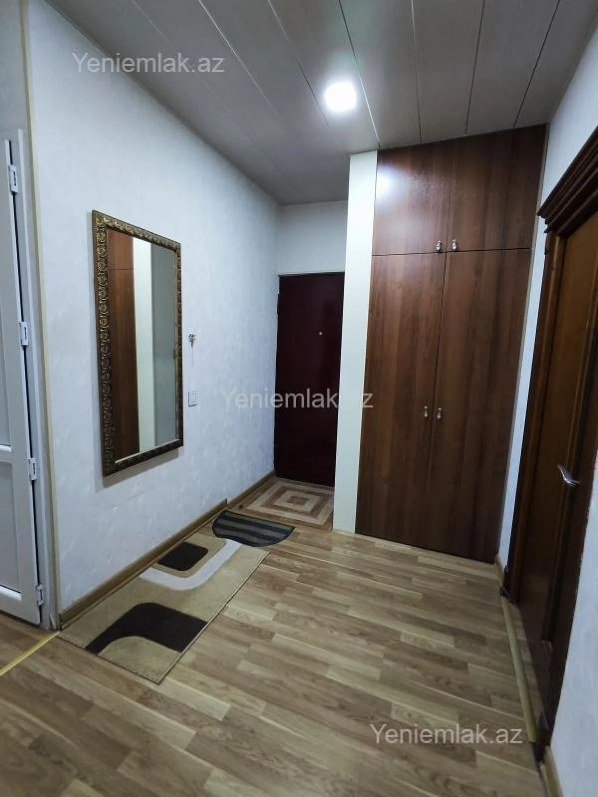 Satılır 3 otaqlı köhnə tikili 85 m²