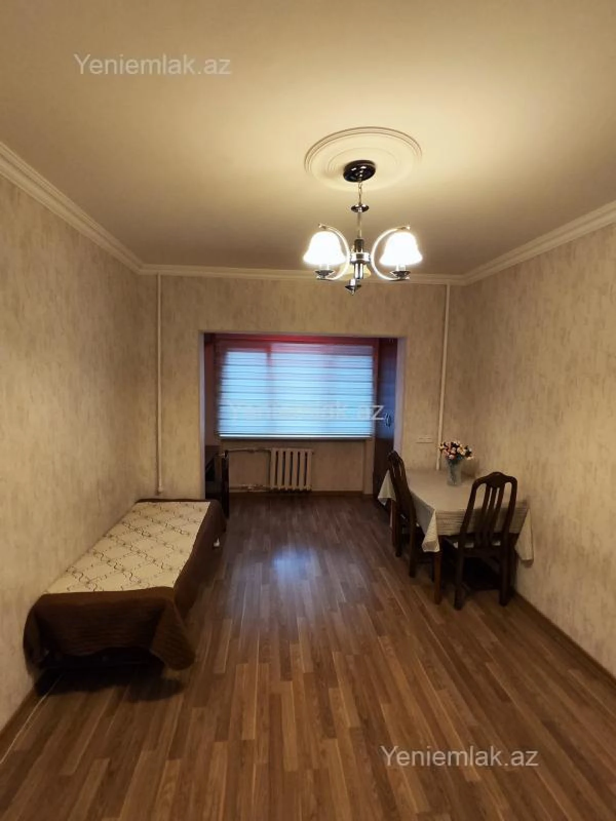 Satılır 3 otaqlı köhnə tikili 85 m²