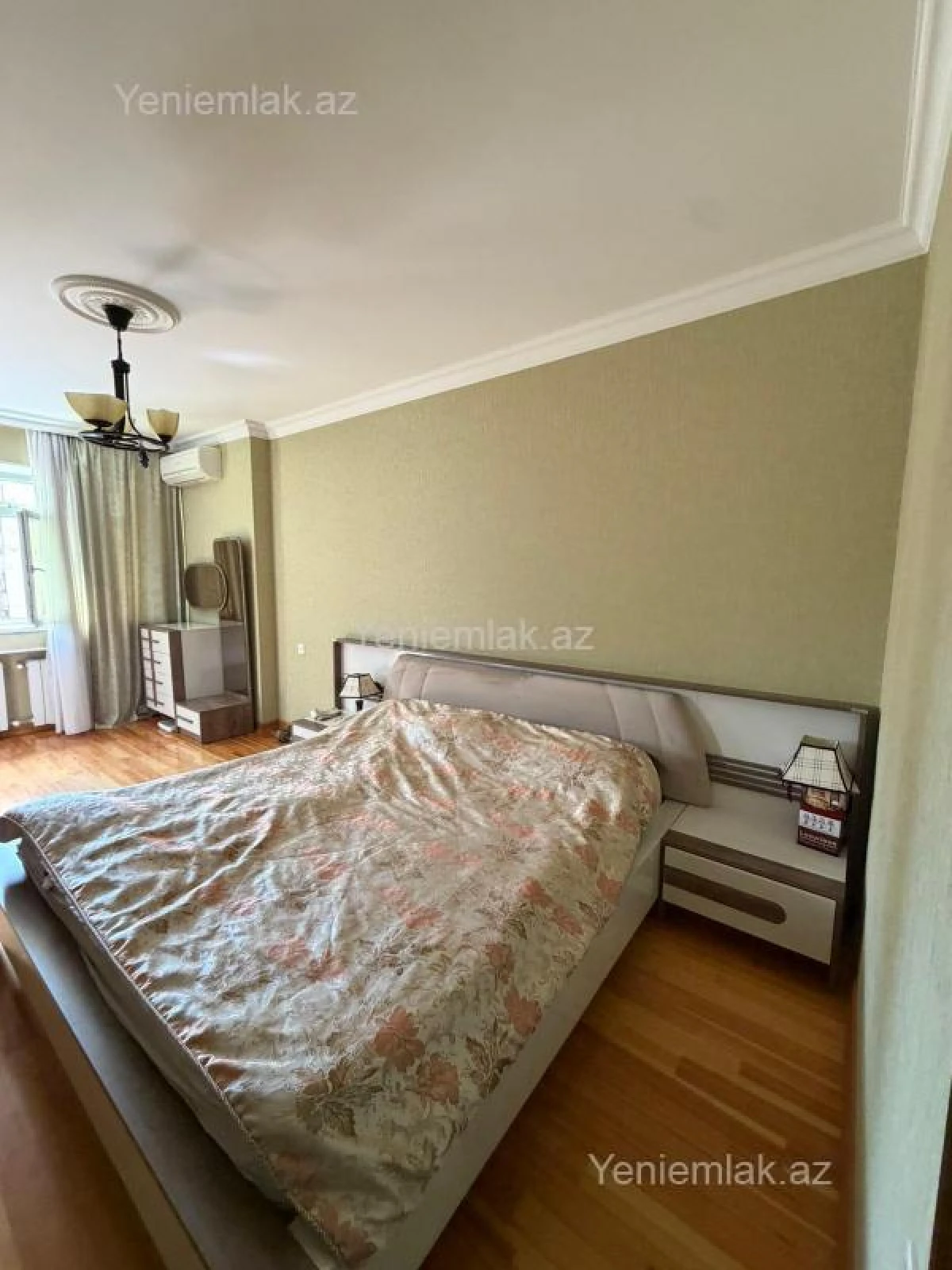 Satılır 4 otaqlı köhnə tikili 82 m²