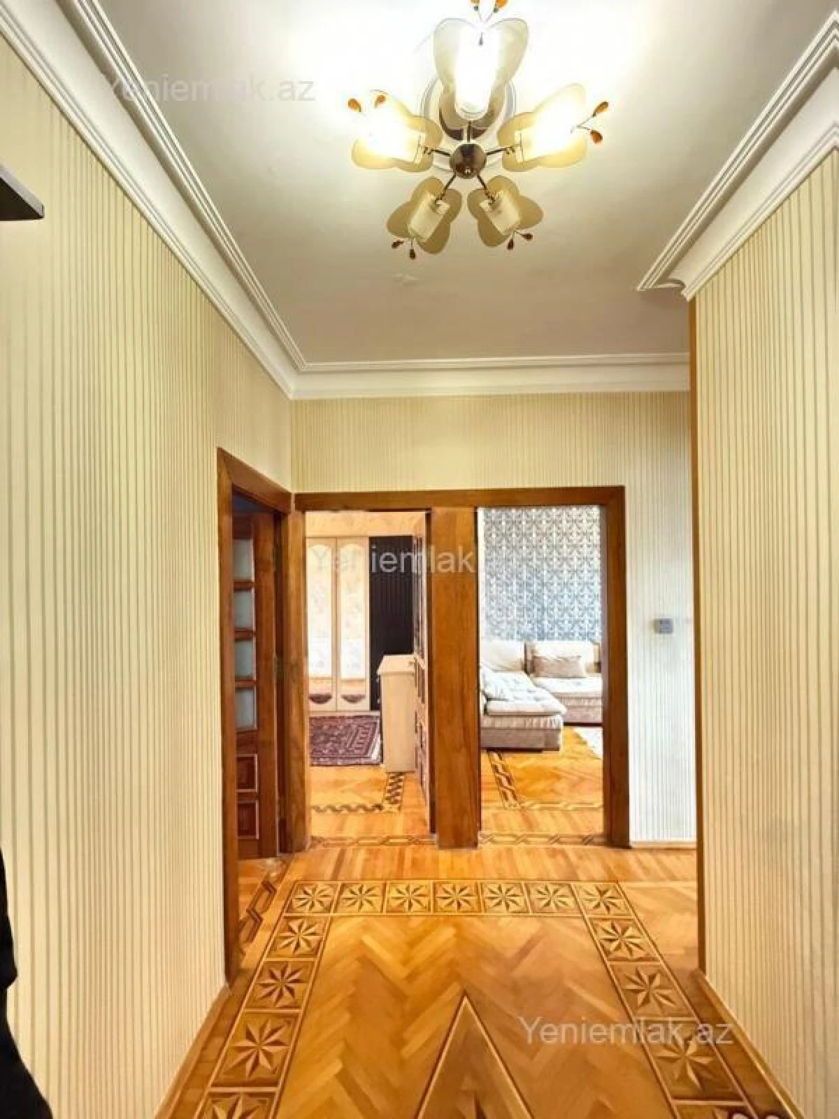 Satılır 3 otaqlı köhnə tikili 85 m²