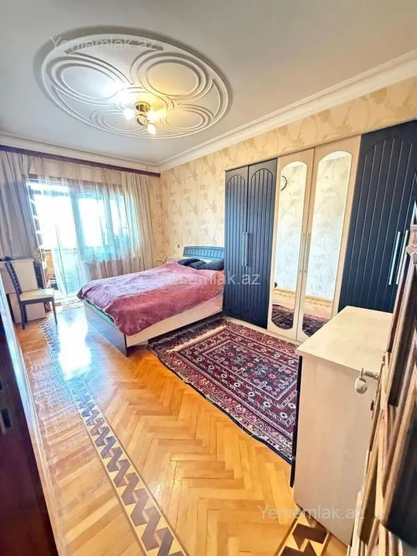 Satılır 3 otaqlı köhnə tikili 85 m²