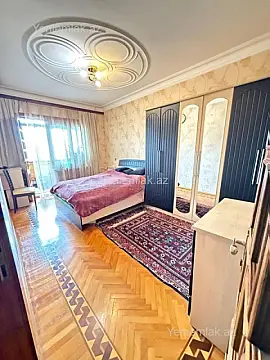Satılır 3 otaqlı köhnə tikili 85 m²