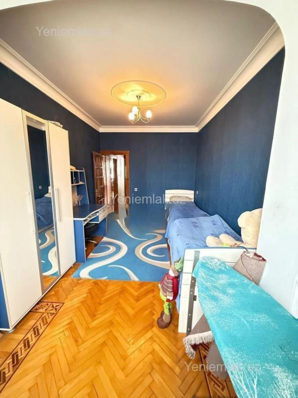Satılır 3 otaqlı köhnə tikili 85 m²