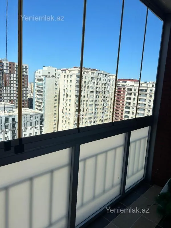 Satılır 3 otaqlı yeni tikili 135 m²