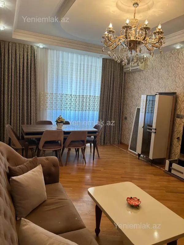 Satılır 3 otaqlı yeni tikili 135 m²