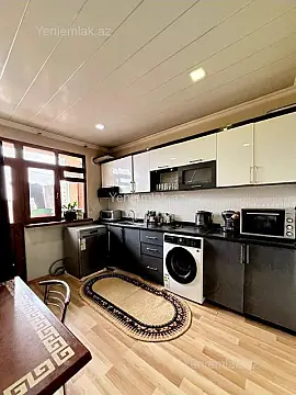 Satılır 2 otaqlı köhnə tikili 55 m²