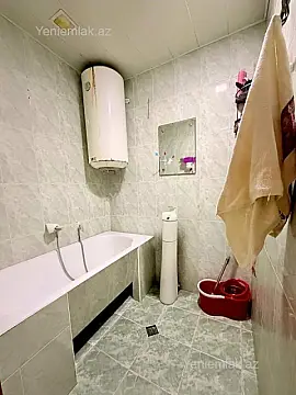 Satılır 2 otaqlı köhnə tikili 55 m²