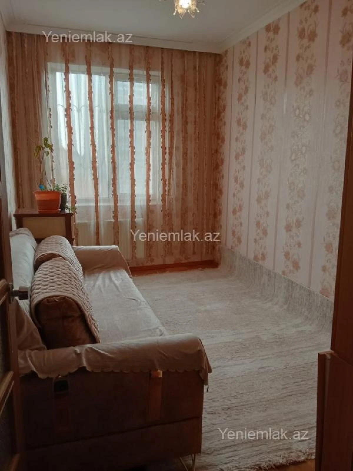Satılır 3 otaqlı köhnə tikili 70 m²