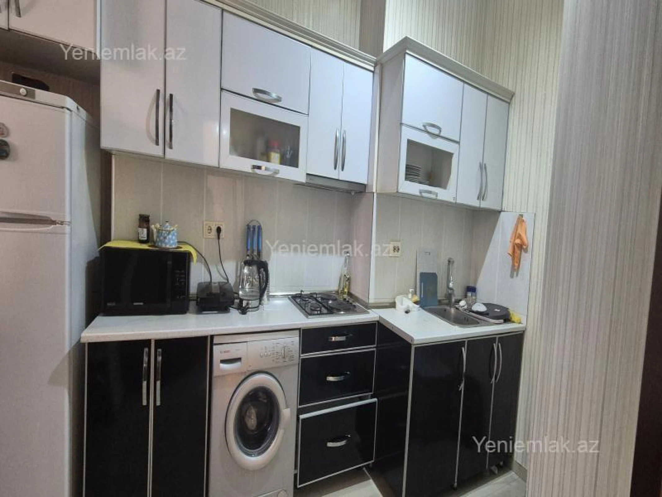 Satılır 3 otaqlı yeni tikili 100 m²