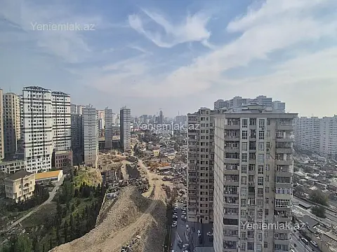 Satılır 3 otaqlı yeni tikili 100 m²