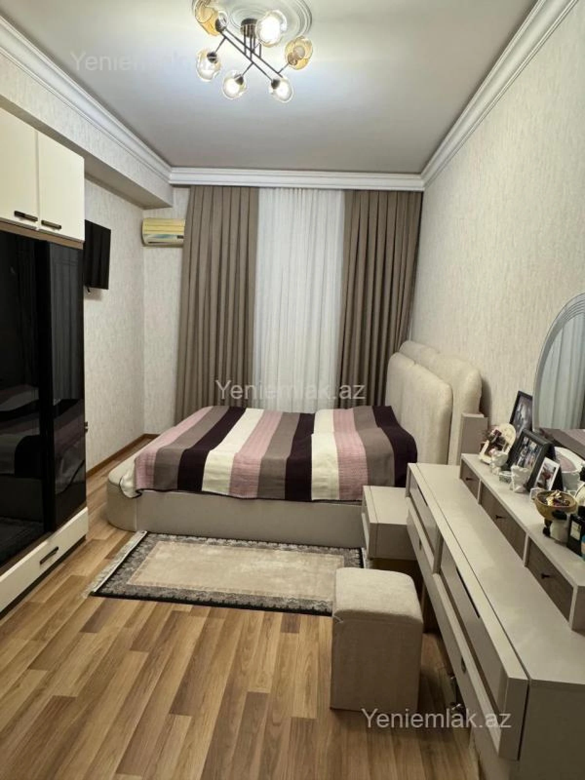 Satılır 3 otaqlı yeni tikili 120 m²