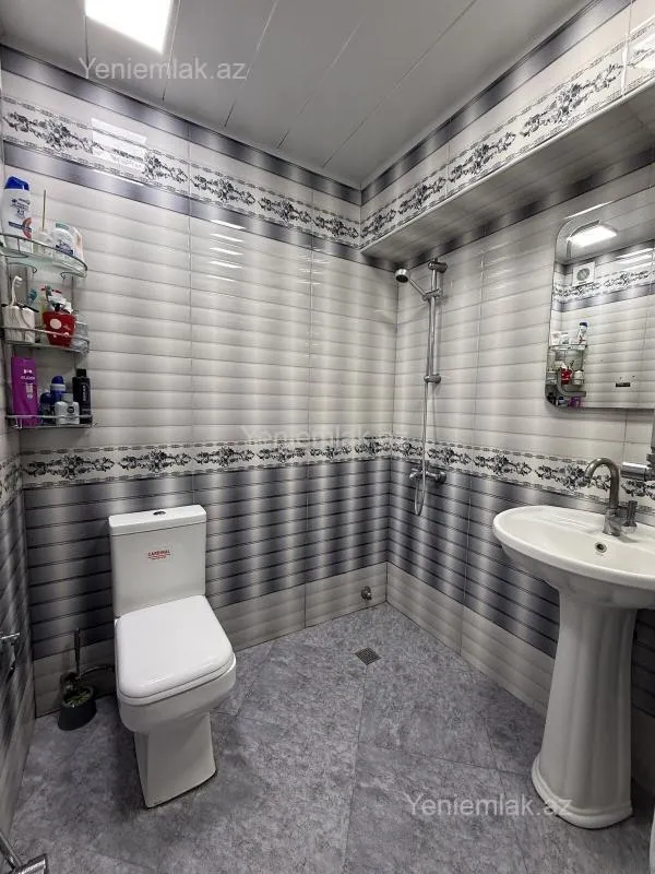 Satılır 3 otaqlı yeni tikili 100 m²