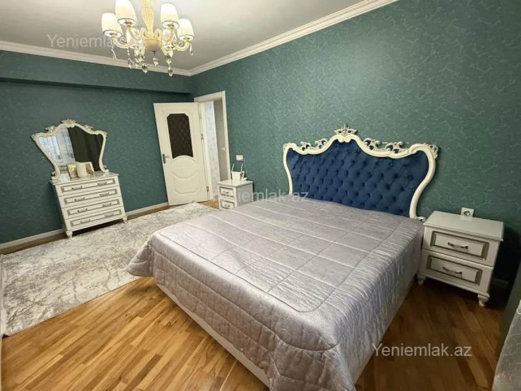 Satılır 3 otaqlı yeni tikili 100 m²