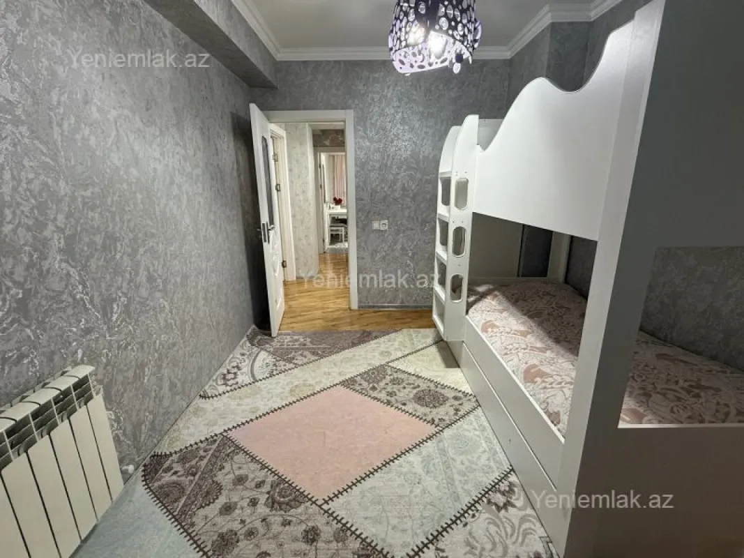 Satılır 3 otaqlı yeni tikili 100 m²