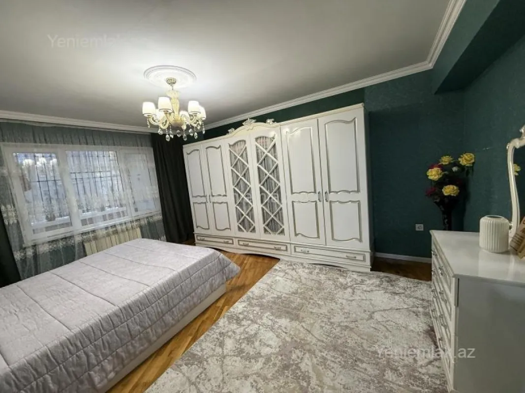 Satılır 3 otaqlı yeni tikili 100 m²