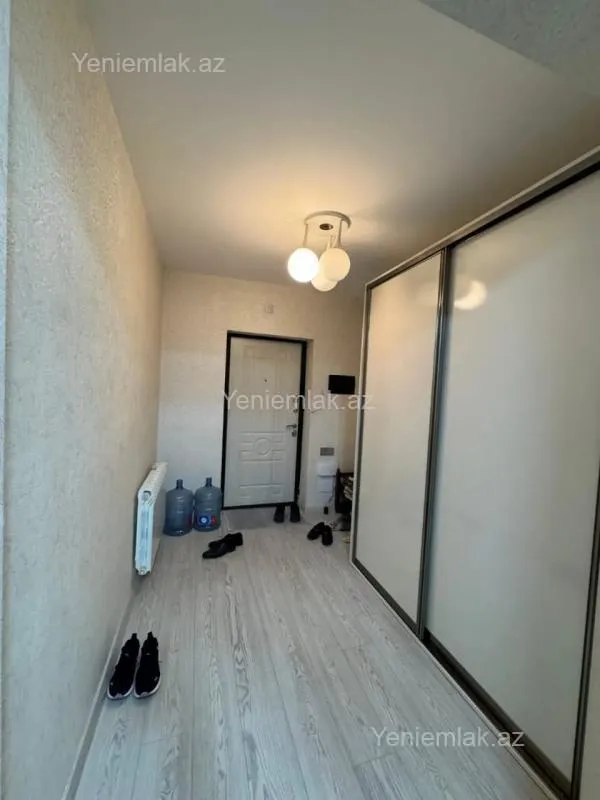 Satılır 3 otaqlı yeni tikili 95 m²