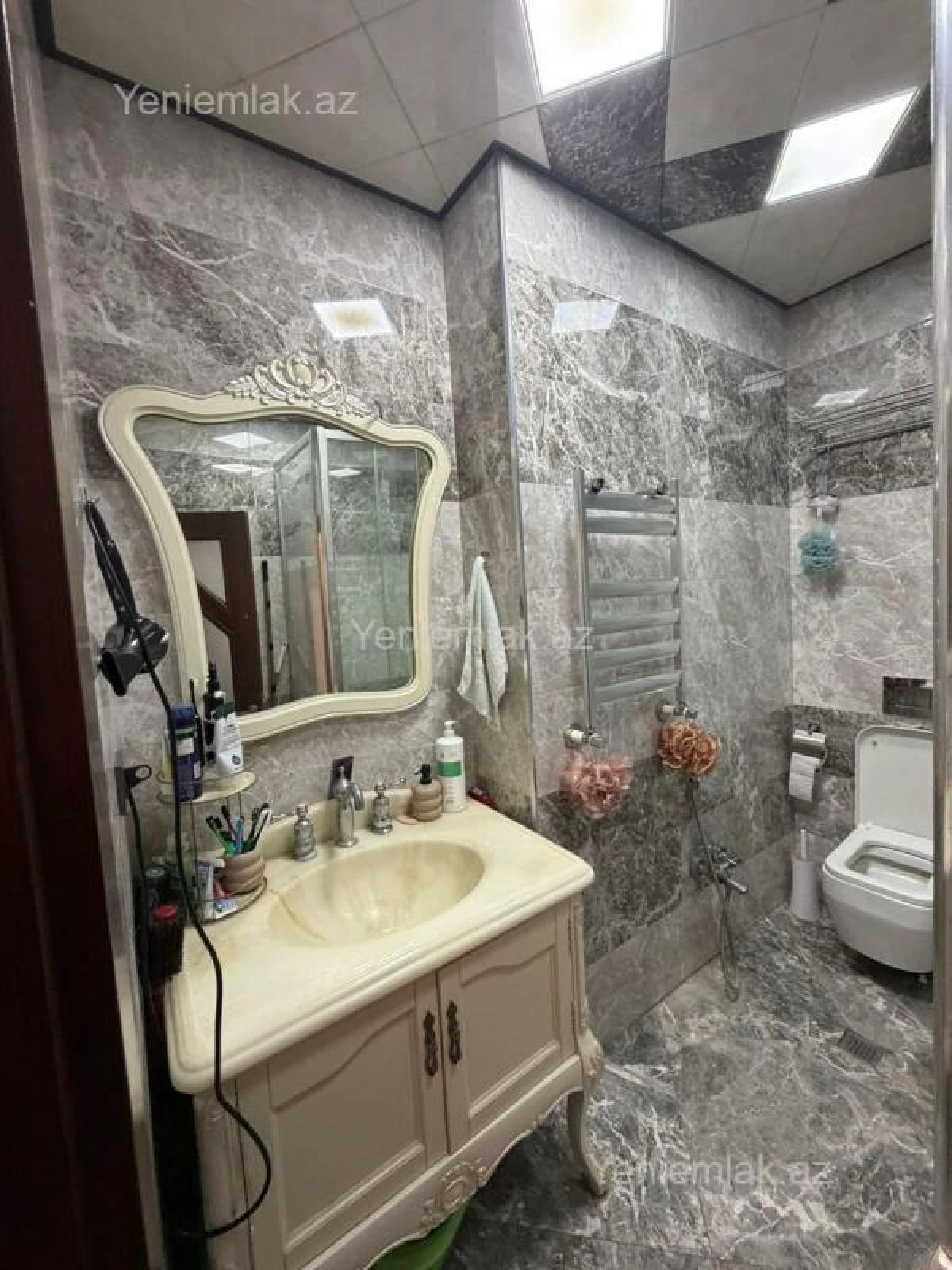 Satılır 3 otaqlı yeni tikili 120 m²