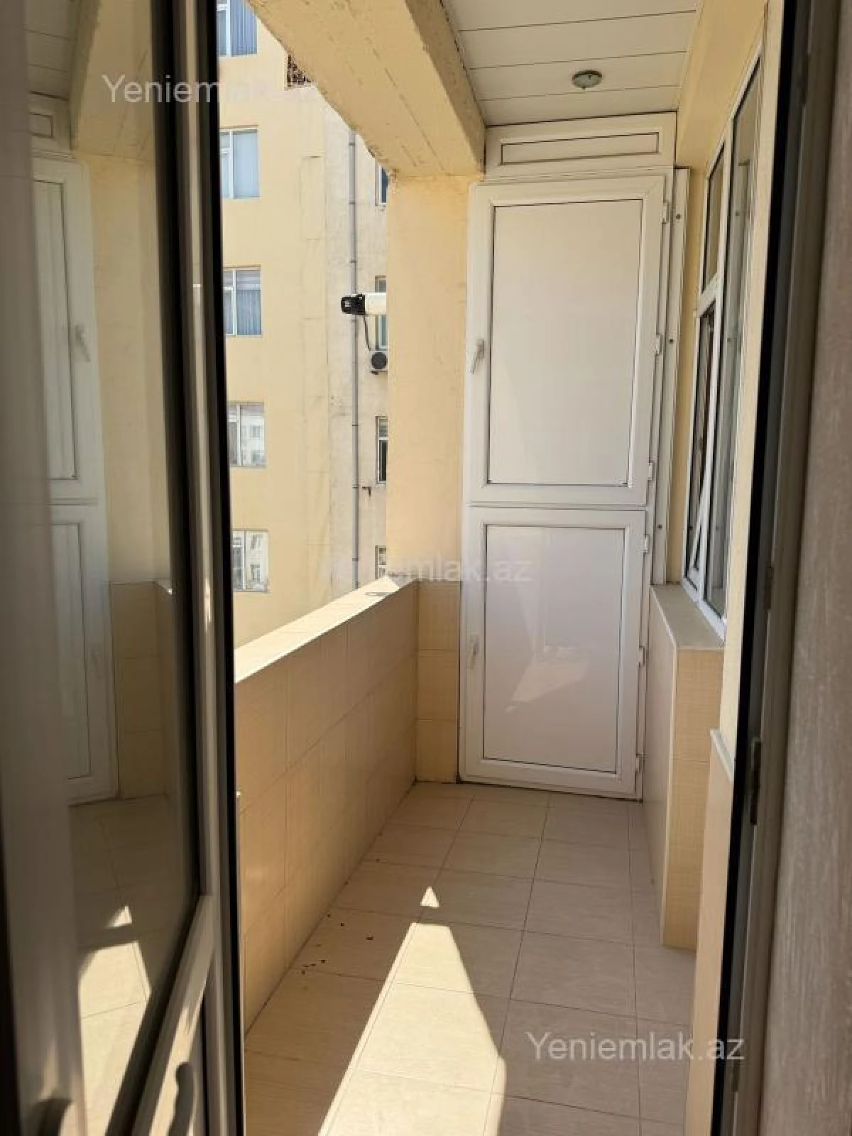 Satılır 3 otaqlı yeni tikili 93 m²