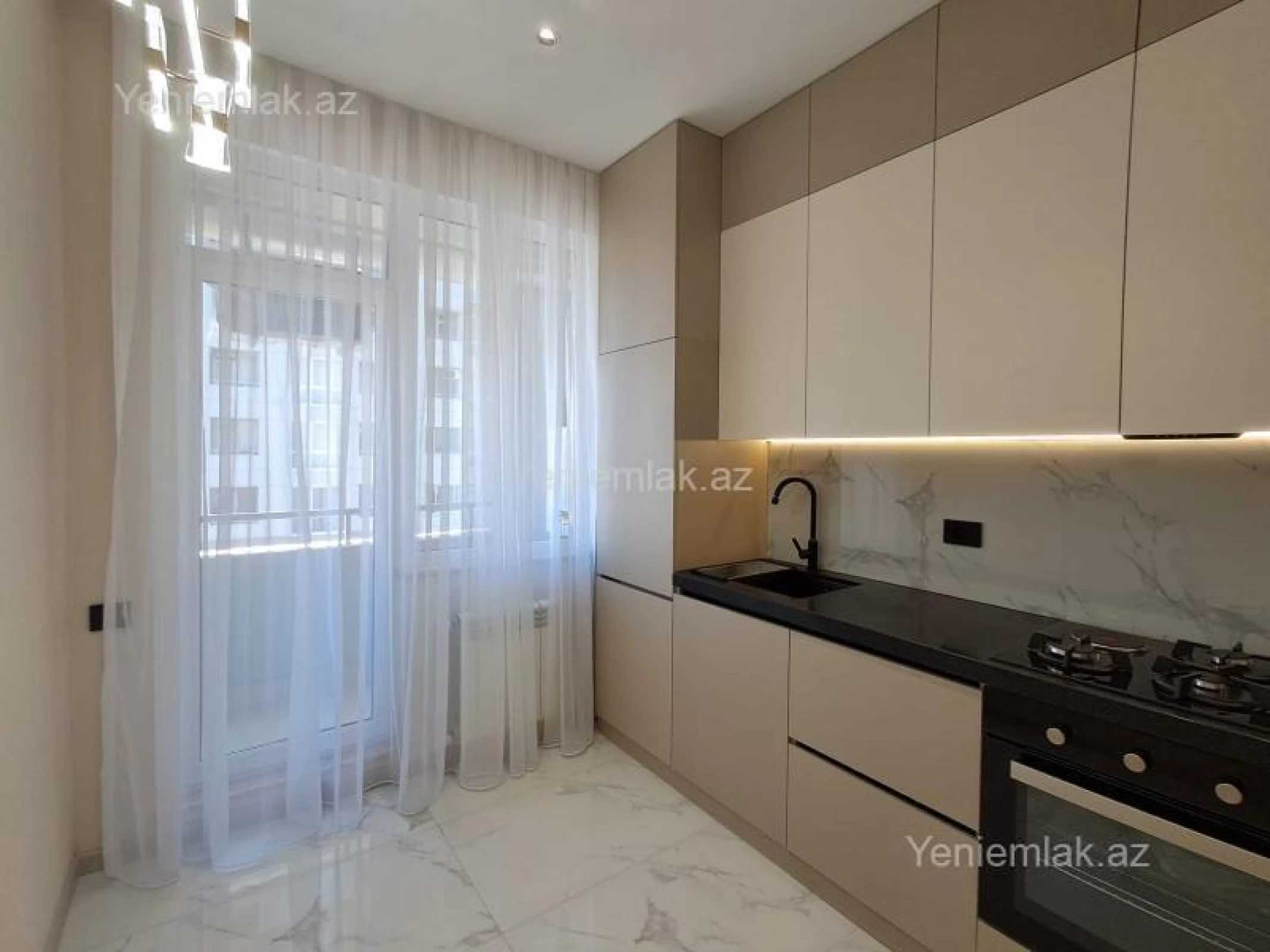 Satılır 2 otaqlı yeni tikili 50 m²