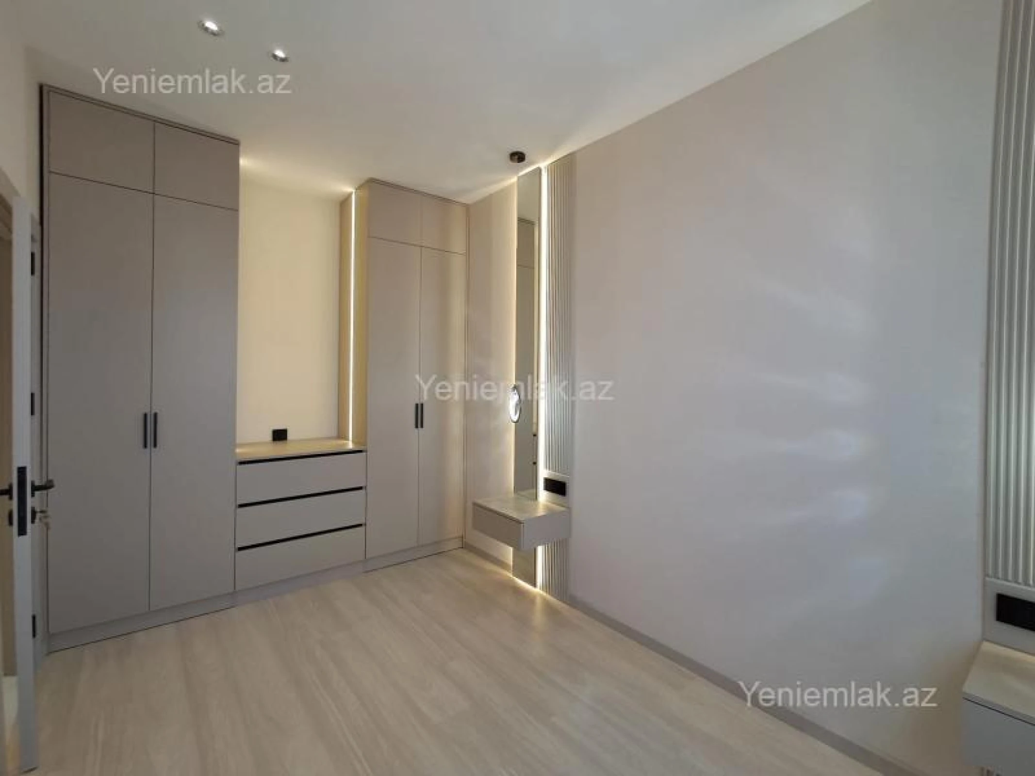 Satılır 2 otaqlı yeni tikili 50 m²