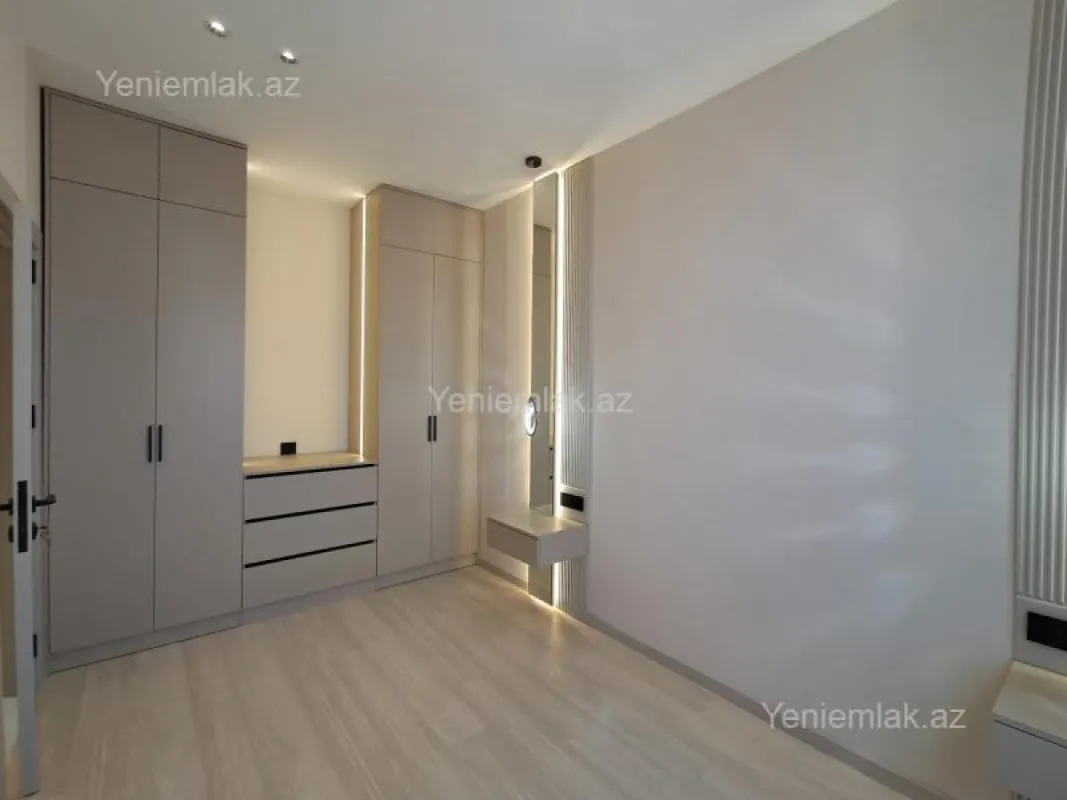 Satılır 2 otaqlı yeni tikili 50 m²
