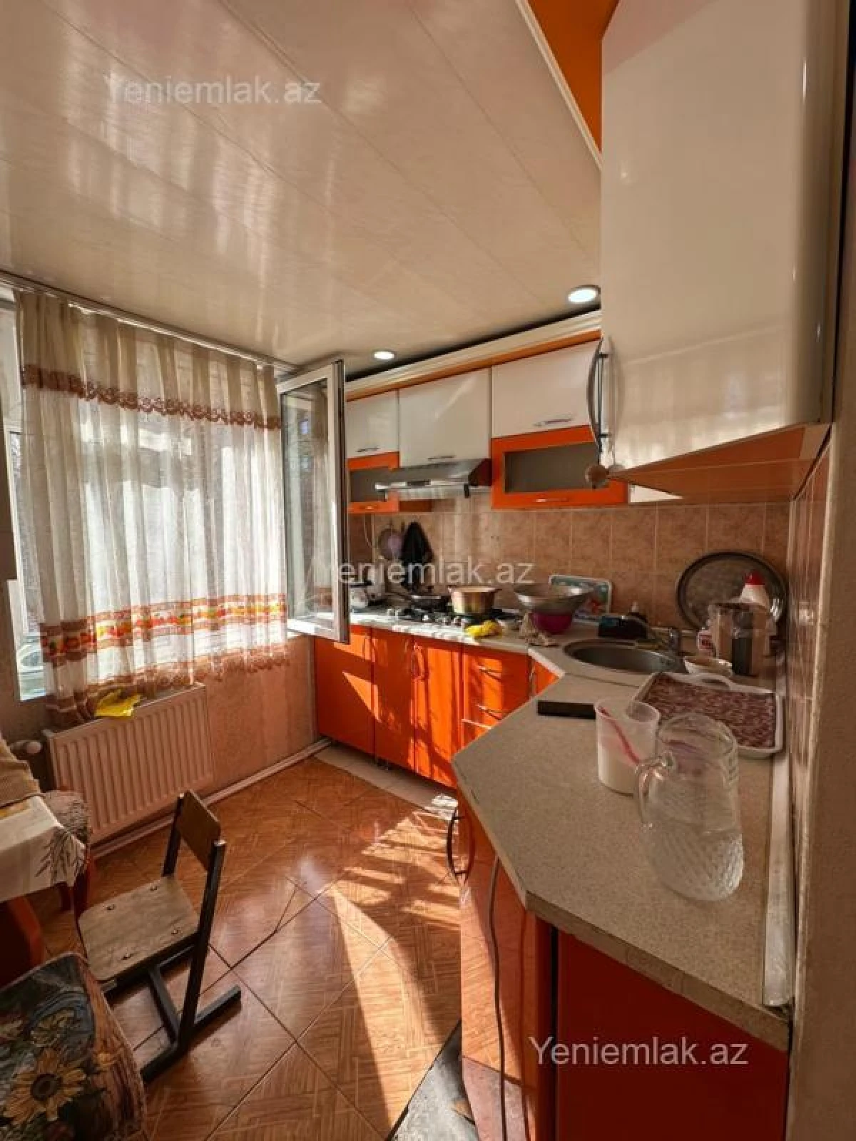 Satılır 3 otaqlı köhnə tikili 70 m²