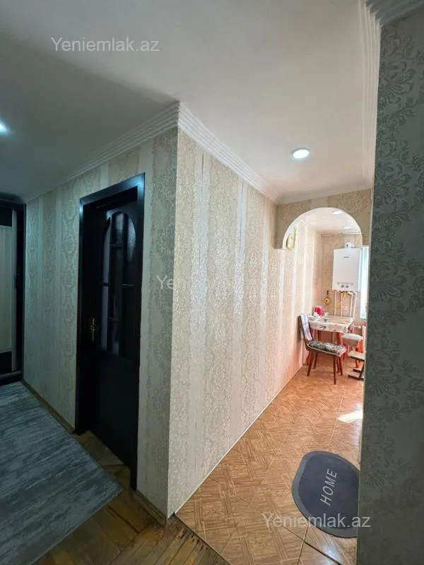 Satılır 3 otaqlı köhnə tikili 70 m²