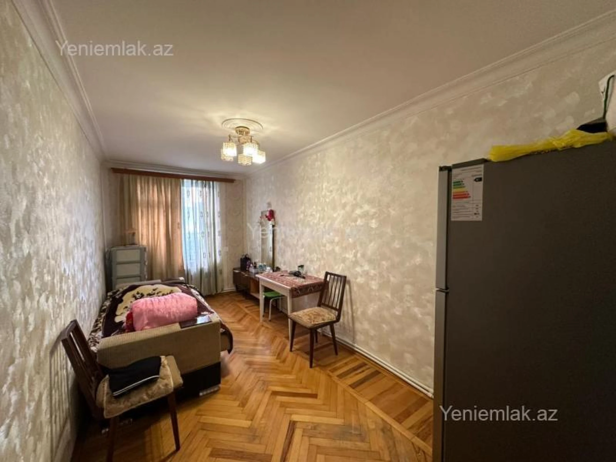 Satılır 3 otaqlı köhnə tikili 70 m²