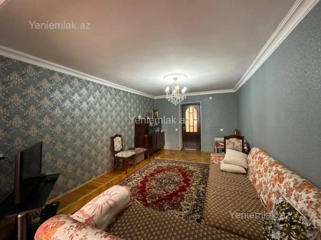 Satılır 3 otaqlı köhnə tikili 70 m²