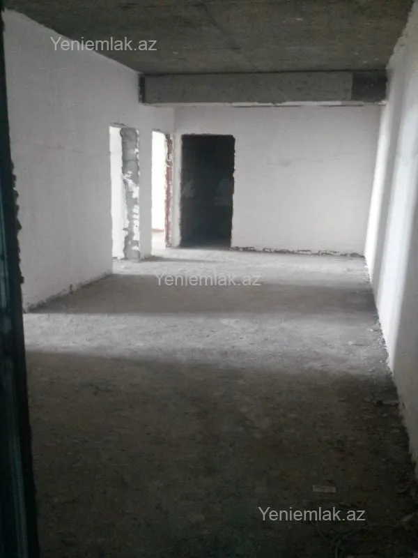 Satılır 3 otaqlı yeni tikili 110 m²