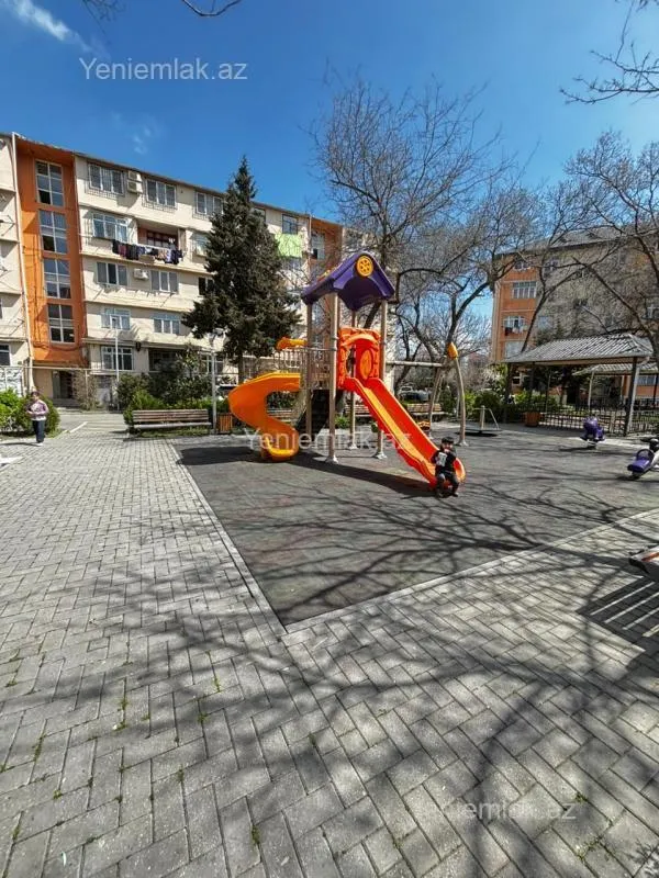 Satılır 2 otaqlı yeni tikili 55 m²