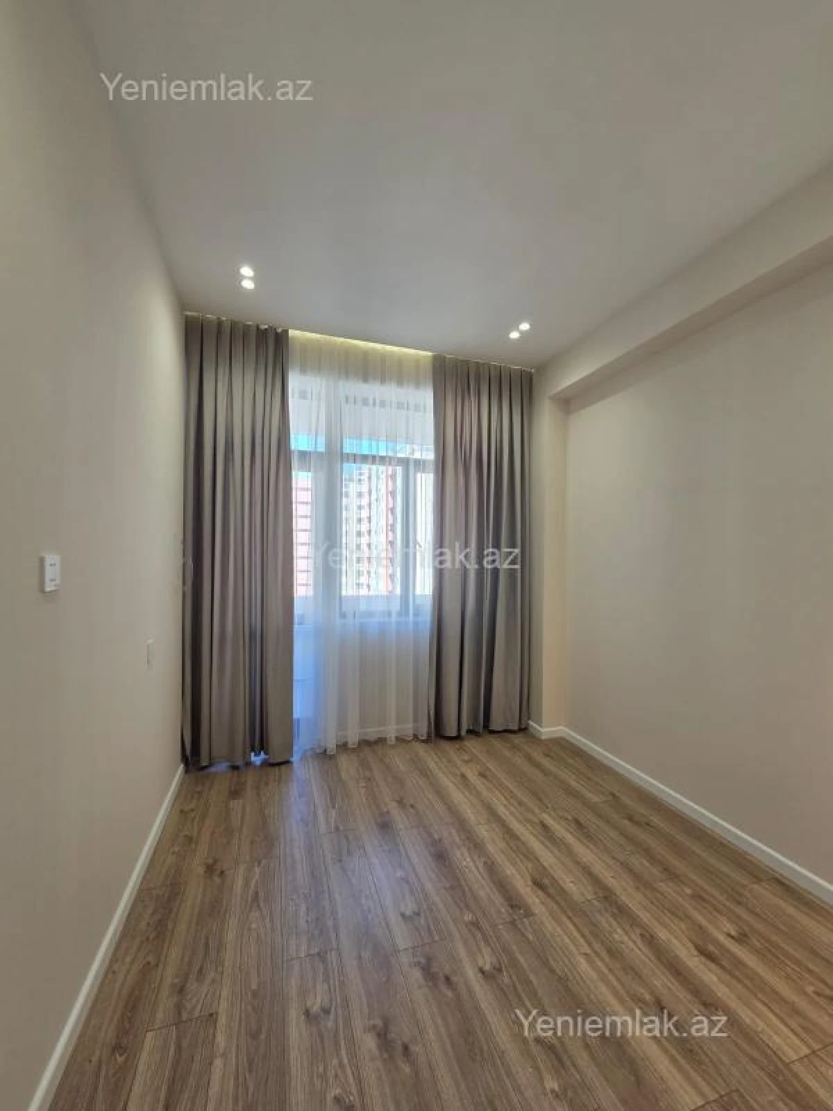 Satılır 2 otaqlı yeni tikili 56 m²