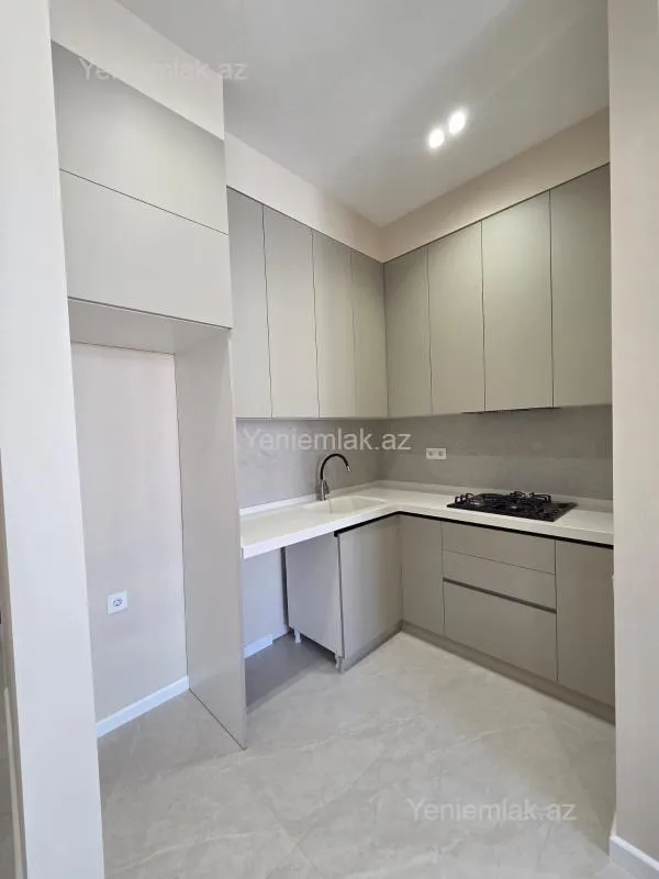 Satılır 2 otaqlı yeni tikili 56 m²
