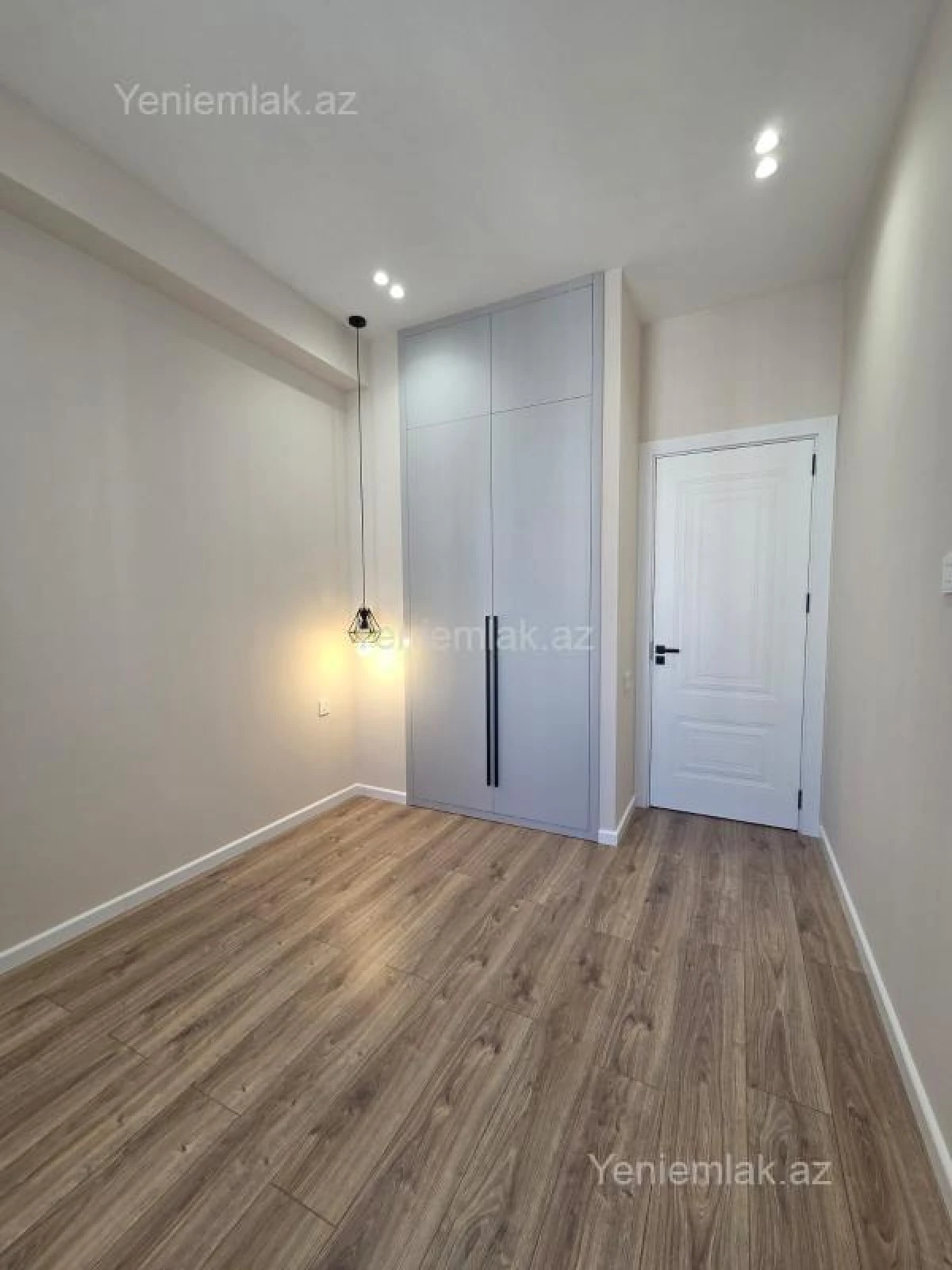 Satılır 2 otaqlı yeni tikili 56 m²