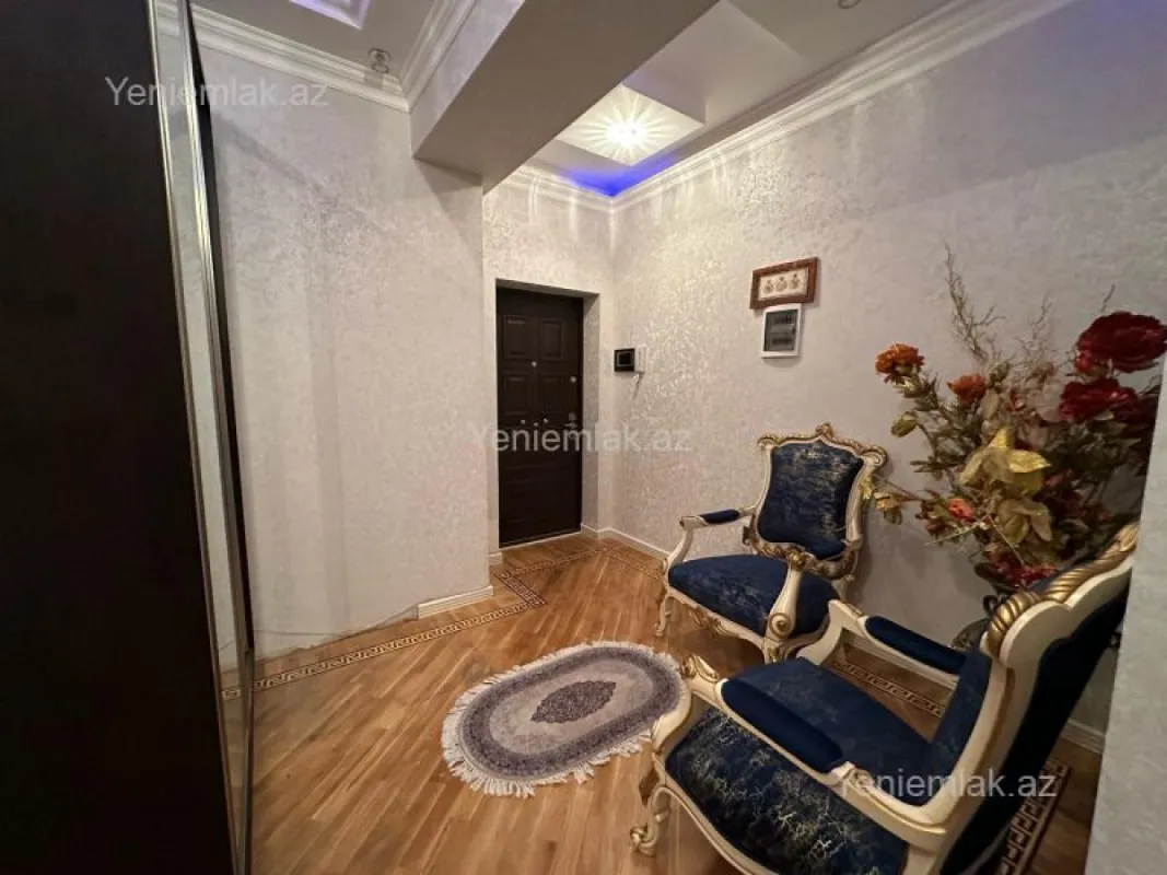 Satılır 3 otaqlı yeni tikili 140 m²