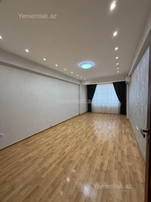 Satılır 2 otaqlı yeni tikili 68 m²