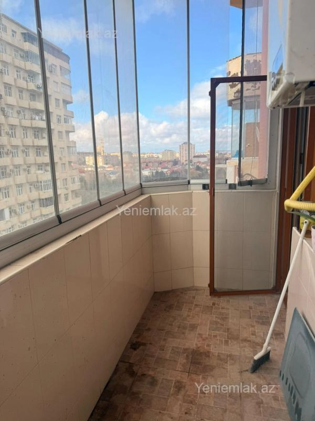 Satılır 3 otaqlı yeni tikili 140 m²