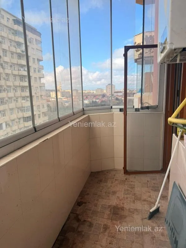 Satılır 3 otaqlı yeni tikili 140 m²