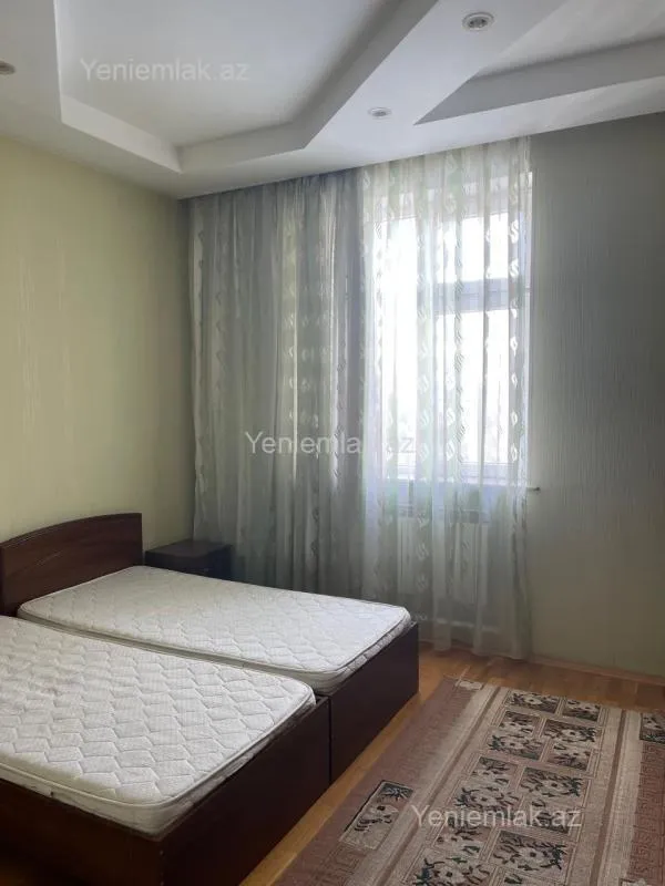 Satılır 3 otaqlı yeni tikili 126 m²