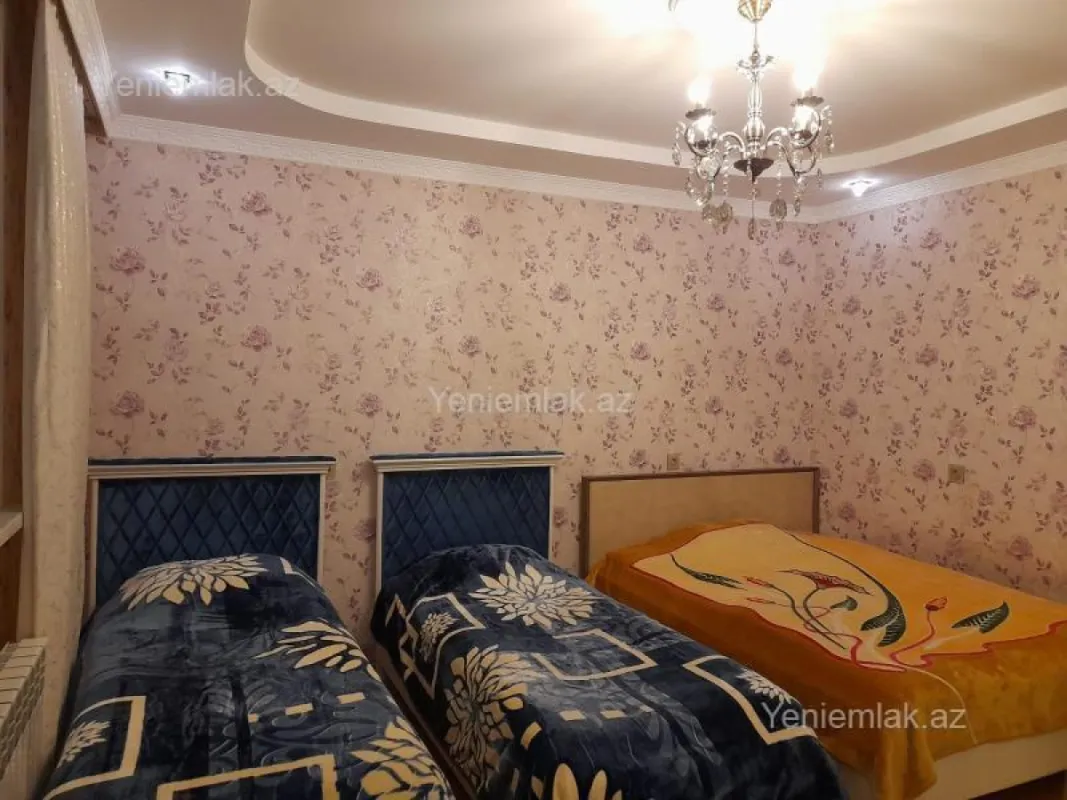 Satılır 2 otaqlı həyət evi 80 m²