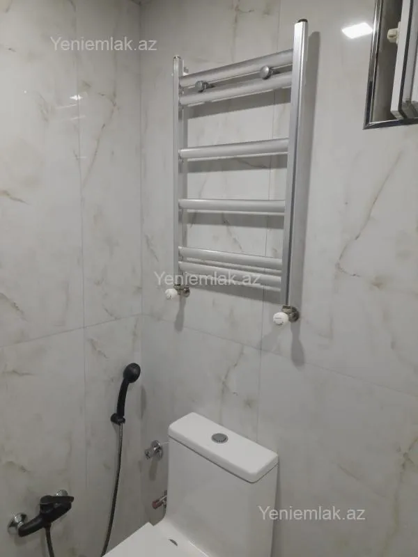 Satılır 2 otaqlı həyət evi 80 m²