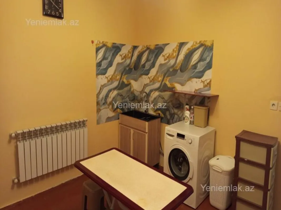 Satılır 2 otaqlı həyət evi 80 m²