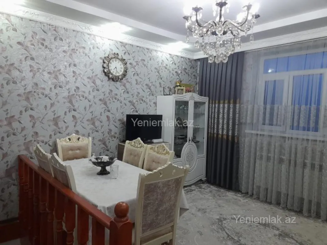 Satılır 2 otaqlı həyət evi 80 m²