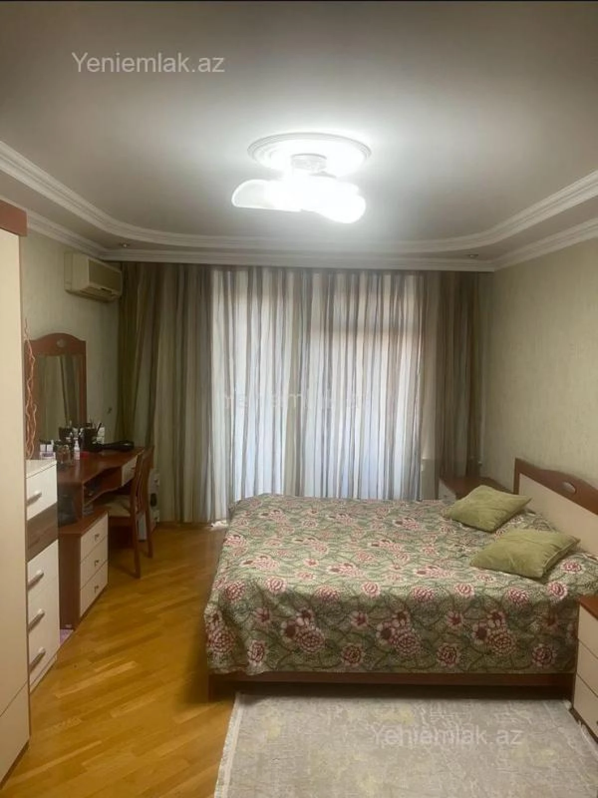 Satılır 3 otaqlı köhnə tikili 80 m²