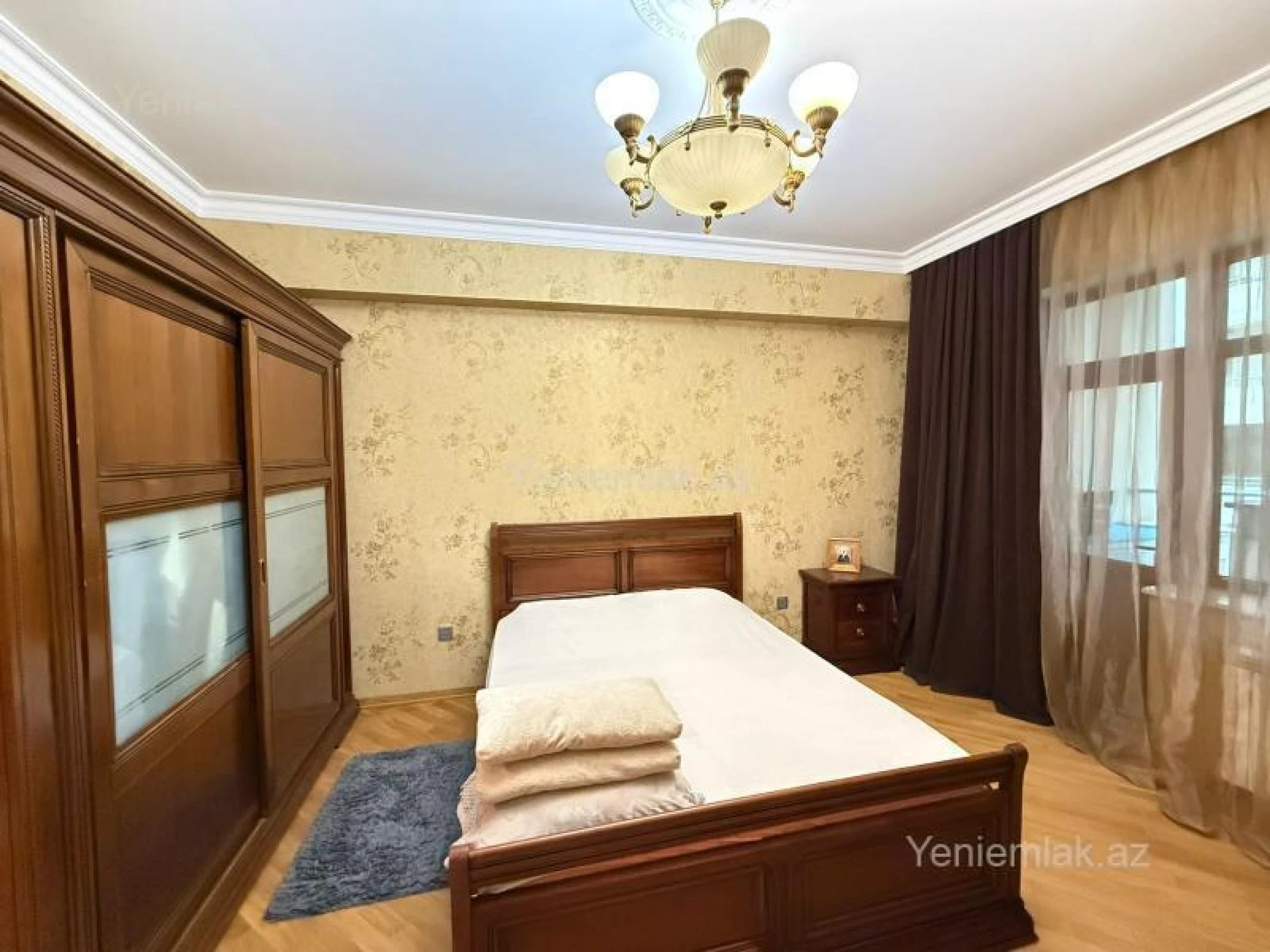 Satılır 2 otaqlı yeni tikili 110 m²