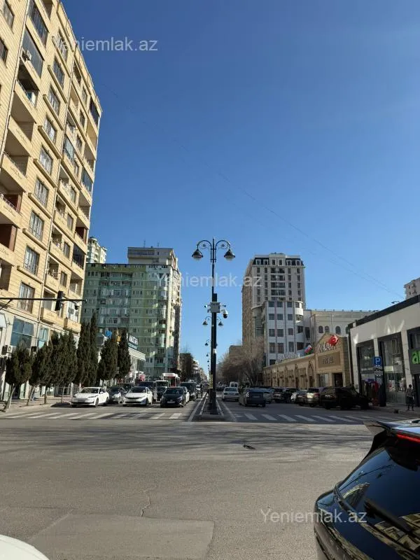 Satılır 2 otaqlı yeni tikili 110 m²