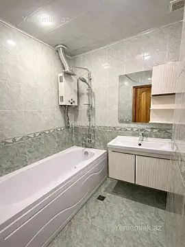 Satılır 3 otaqlı köhnə tikili 90 m²